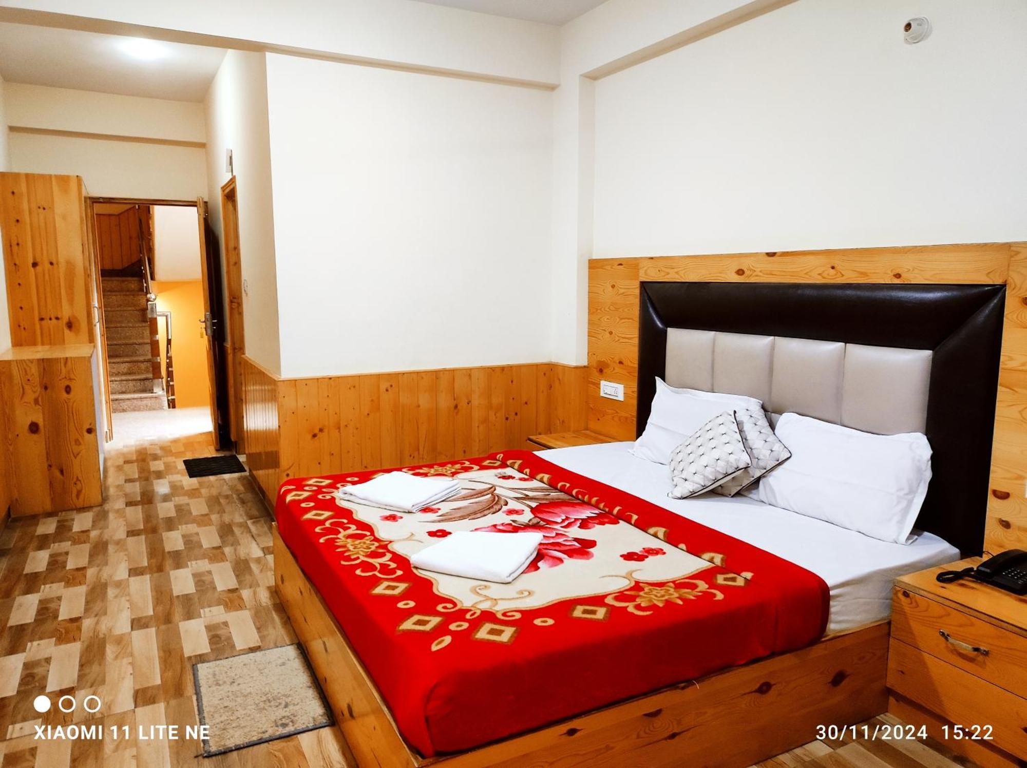 Hotel Anchal Residency Unit Of Best Quality Trip Pvt Manāli Exterior foto